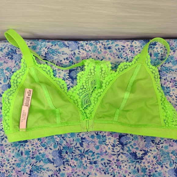 Victoria Secret Razorback Bralette - Picture 3 of 6